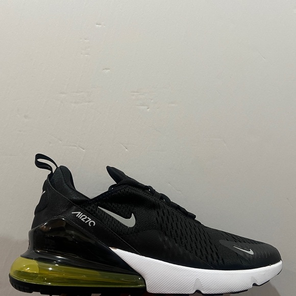 Nike, Air Max 270, FN8006 001, Black, White & Green - Picture 12 of 13